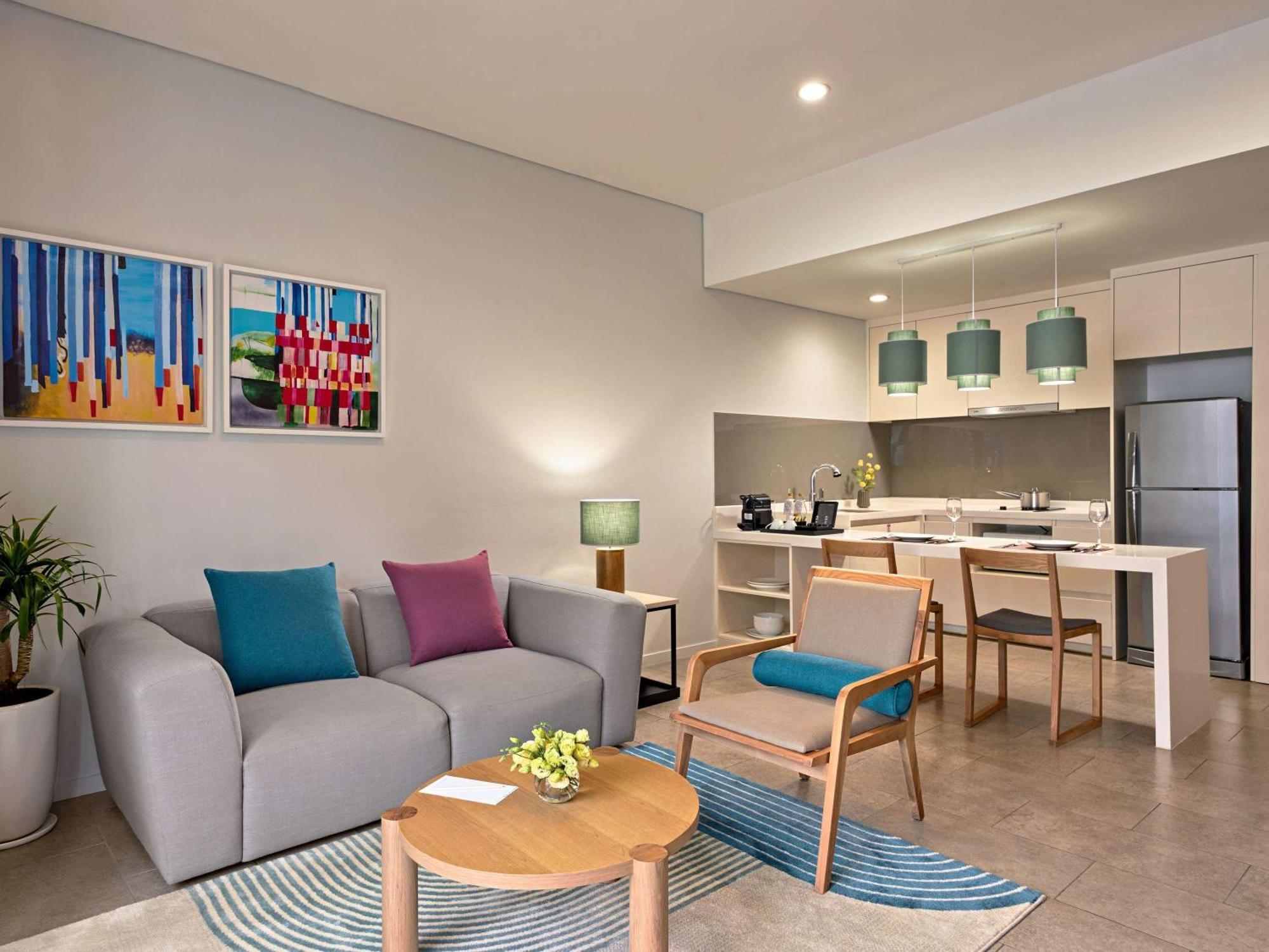 הו צ'י מין סיטי Novotel Living Saigon South מראה חיצוני תמונה
