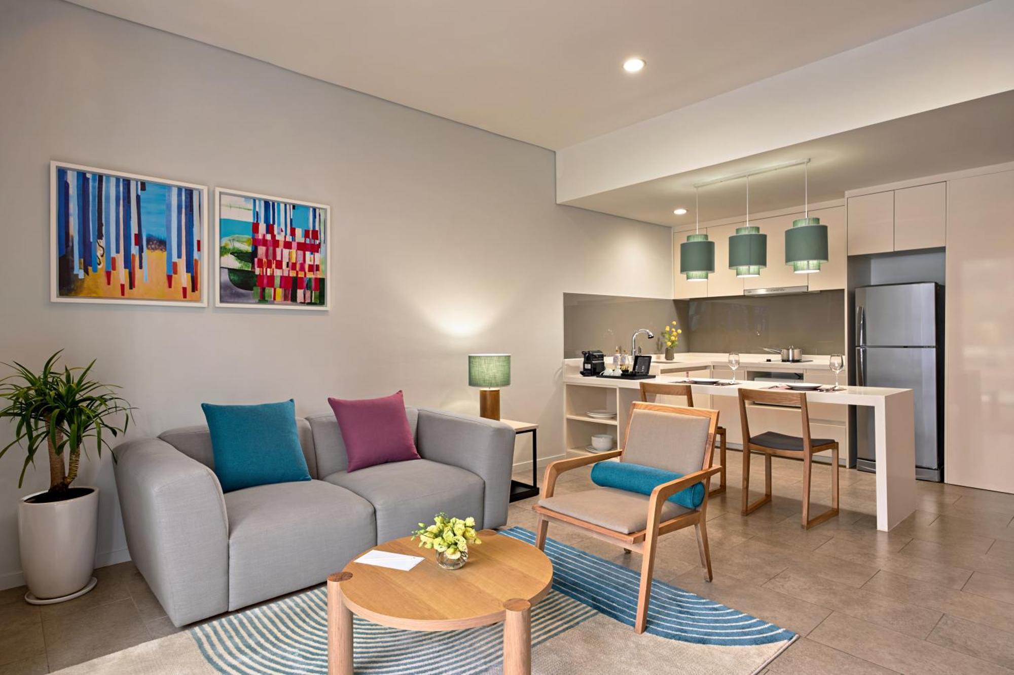 הו צ'י מין סיטי Novotel Living Saigon South מראה חיצוני תמונה