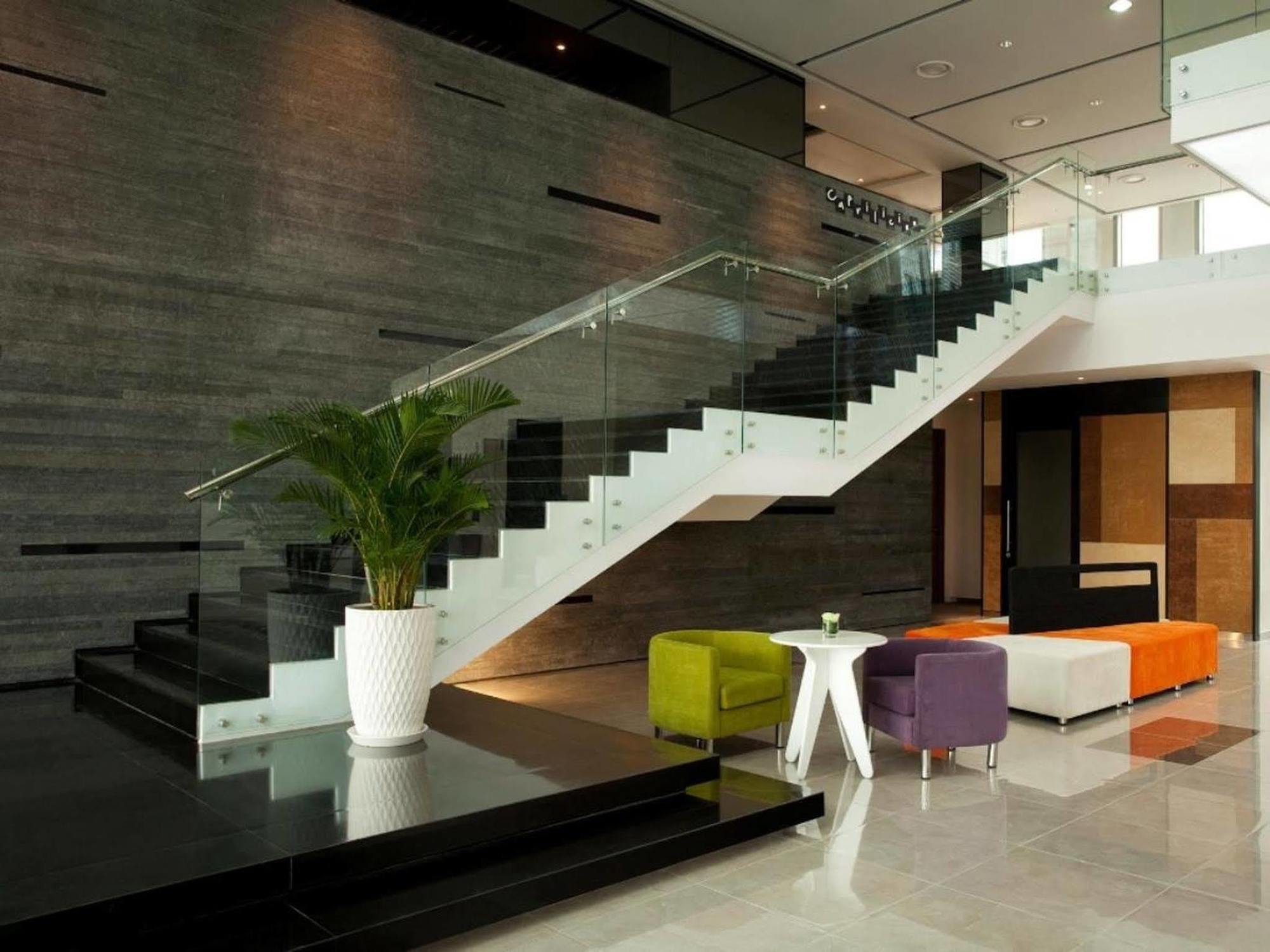 הו צ'י מין סיטי Novotel Living Saigon South מראה חיצוני תמונה