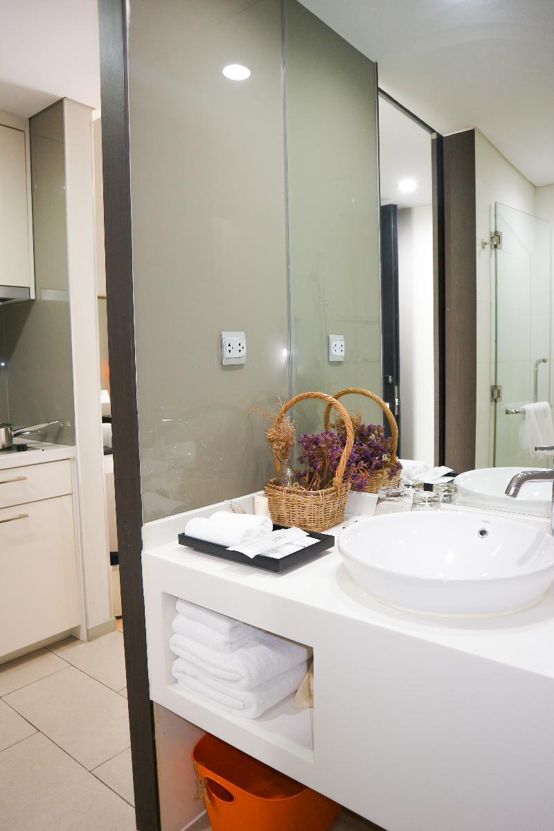 הו צ'י מין סיטי Novotel Living Saigon South מראה חיצוני תמונה